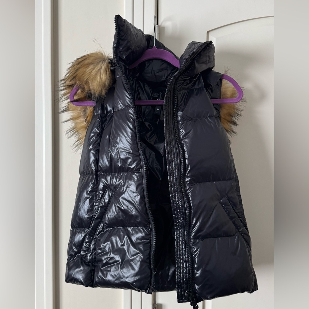 BRAND NEW AQUA PUFFER VEST